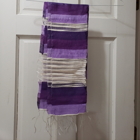 Scarf - Picture 3 of 4